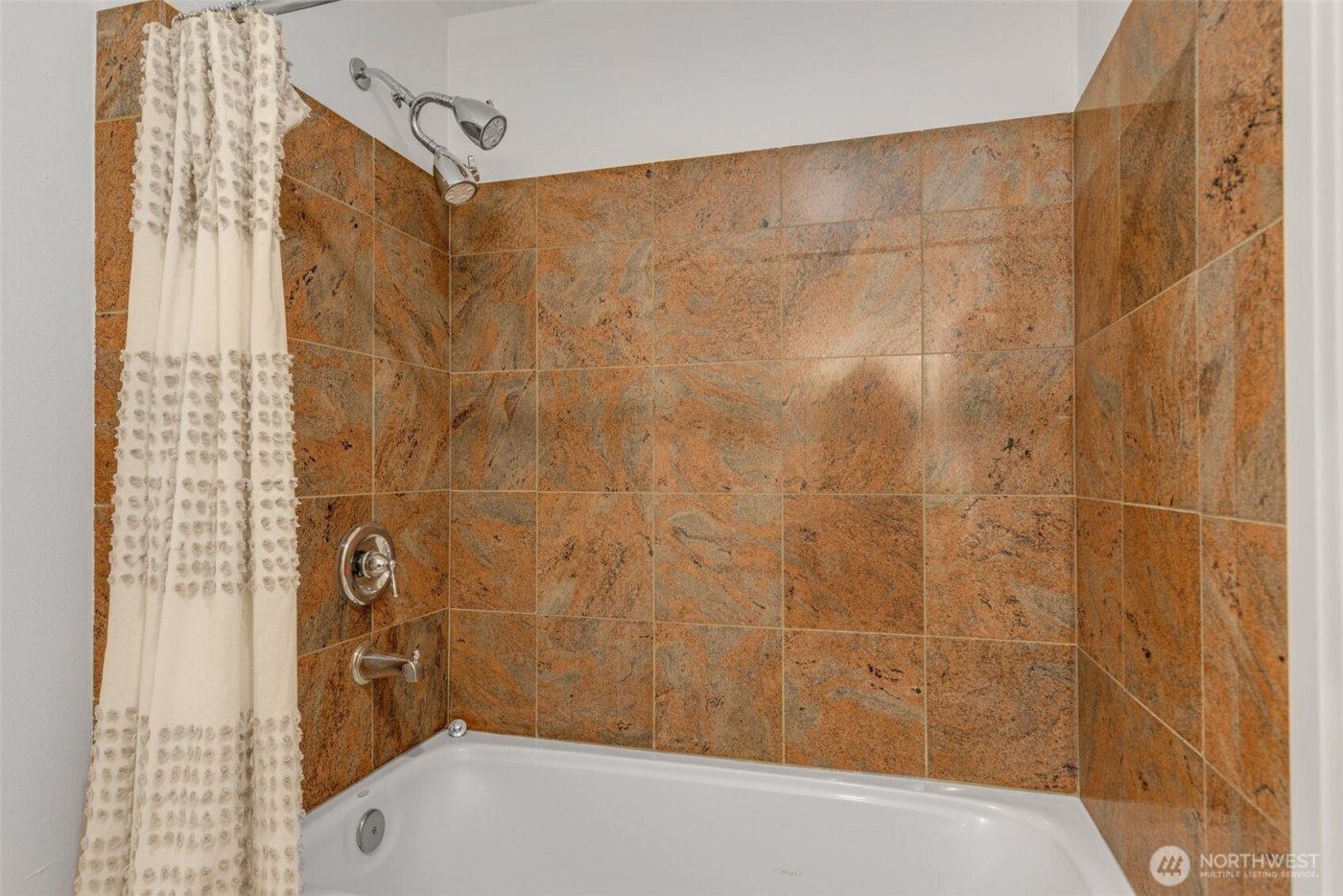 500 Aloha Street #211, Seattle, WA 98109