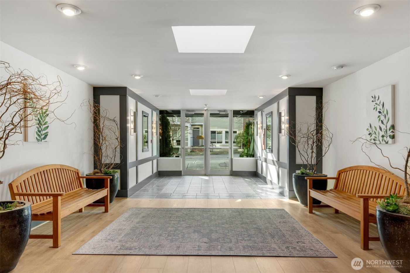 500 Aloha Street #211, Seattle, WA 98109