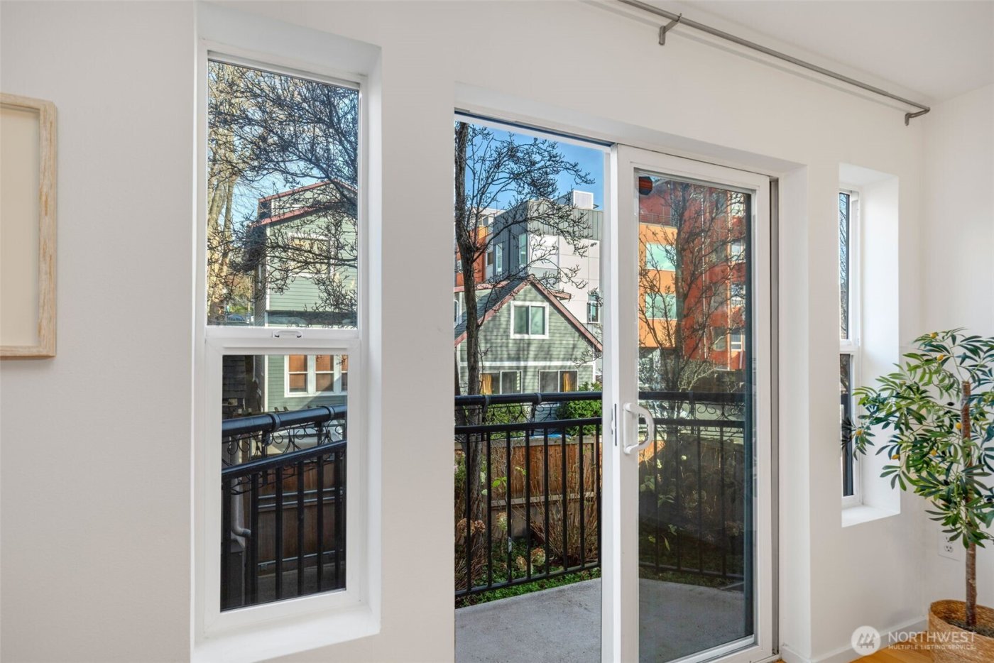 500 Aloha Street #211, Seattle, WA 98109