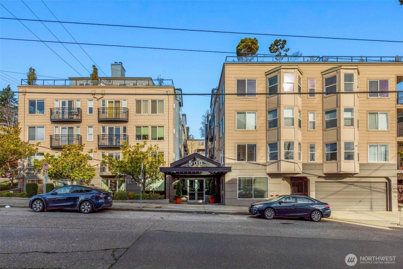 500 Aloha Street #211, Seattle, WA 98109