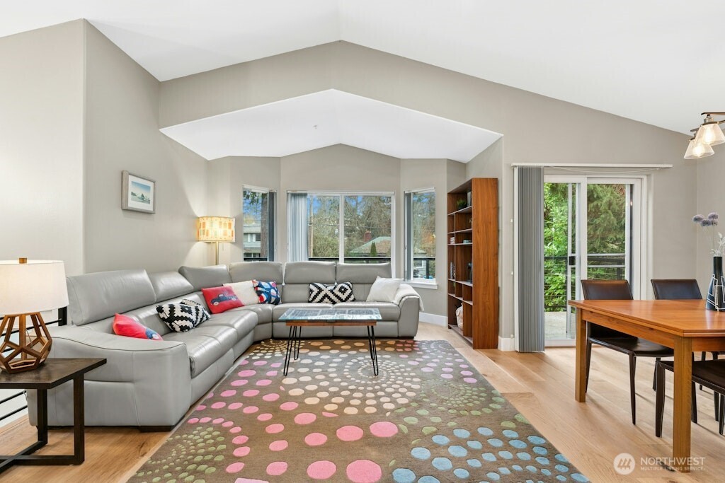 14547 Evanston Avenue N, Shoreline, WA 98133