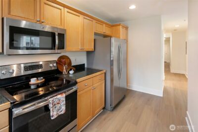 3120 SW Avalon Way #402, Seattle, WA 98126 - Photo 10