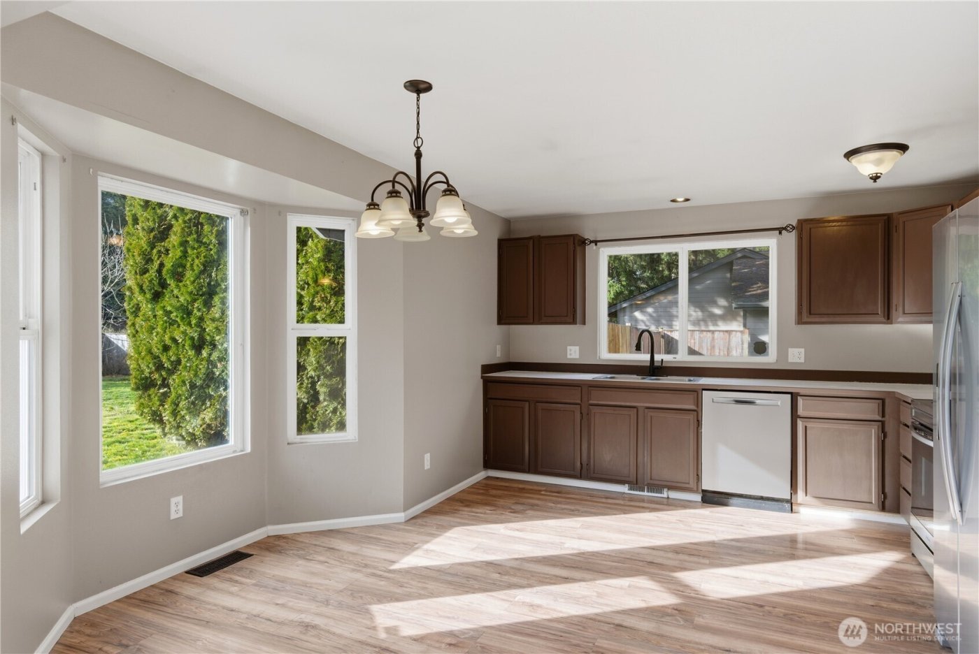 24512 46th Avenue E, Graham, WA 98338