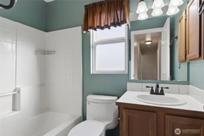 24512 46th Avenue E, Graham, WA 98338 - Photo 27