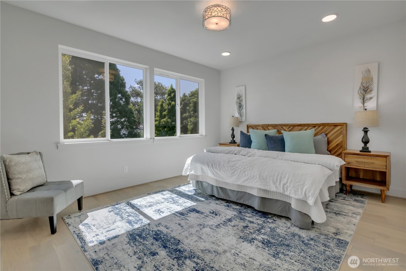 4019 4th Avenue NE, Seattle, WA 98105