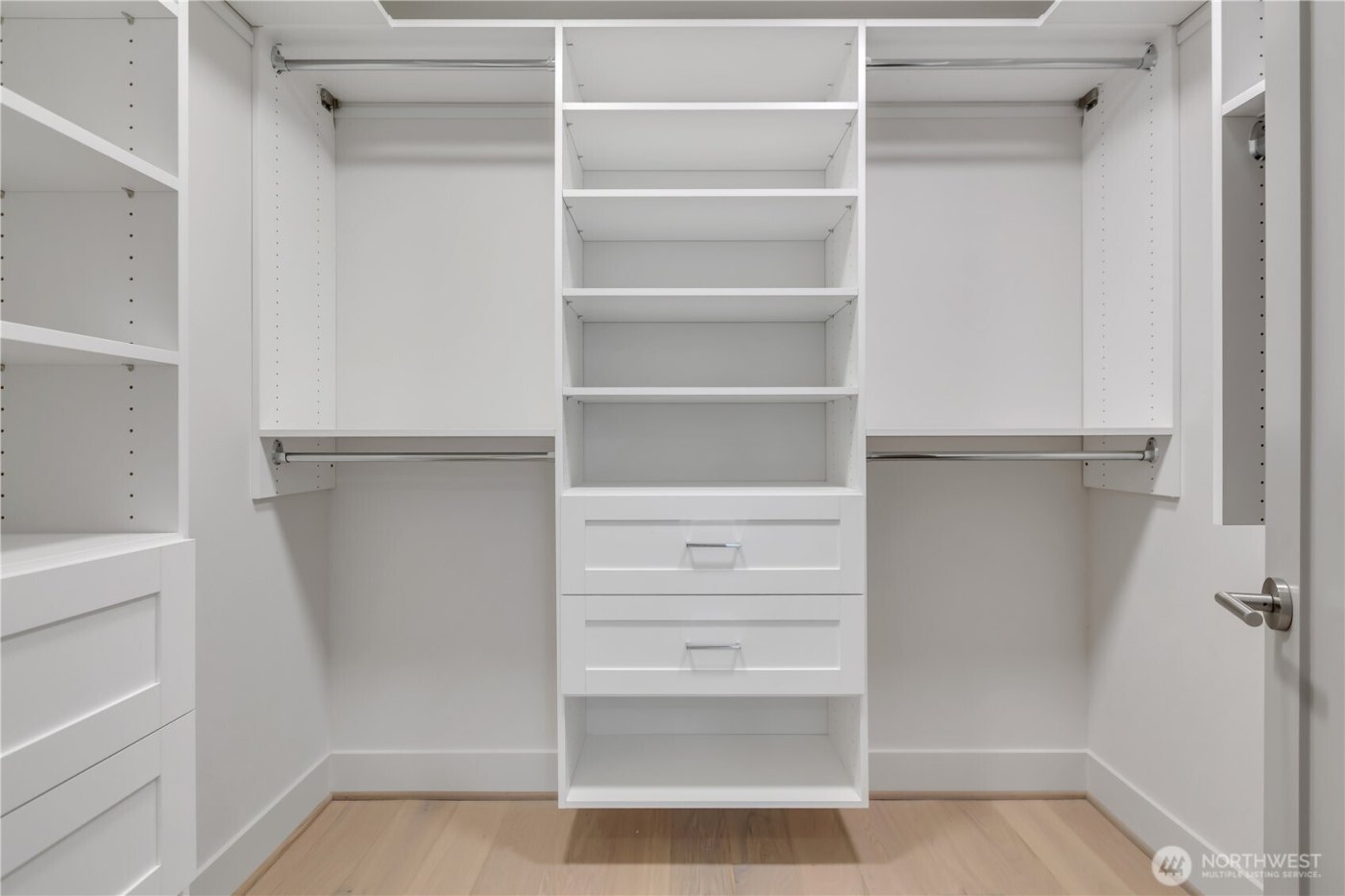 4019 4th Avenue NE, Seattle, WA 98105