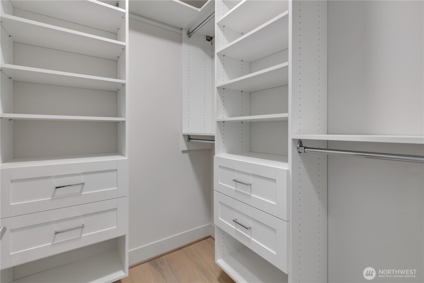 4019 4th Avenue NE, Seattle, WA 98105