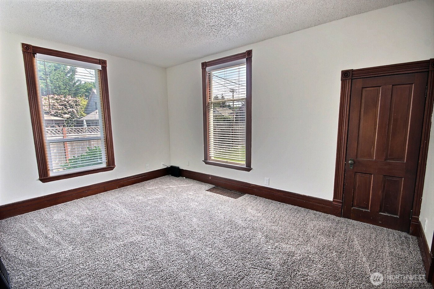 414 Sumner Avenue , Sumner, WA 98390