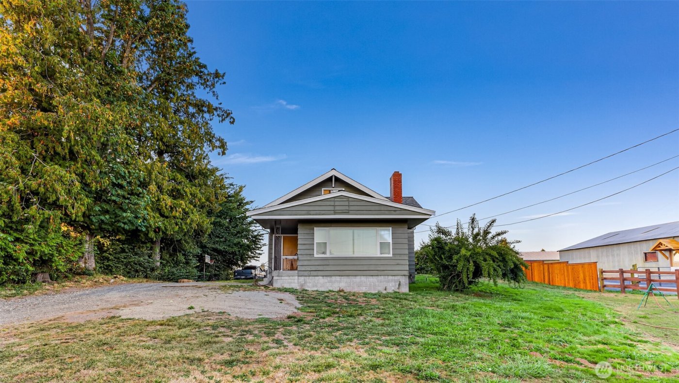 504 E Smith Road , Bellingham, WA 98226