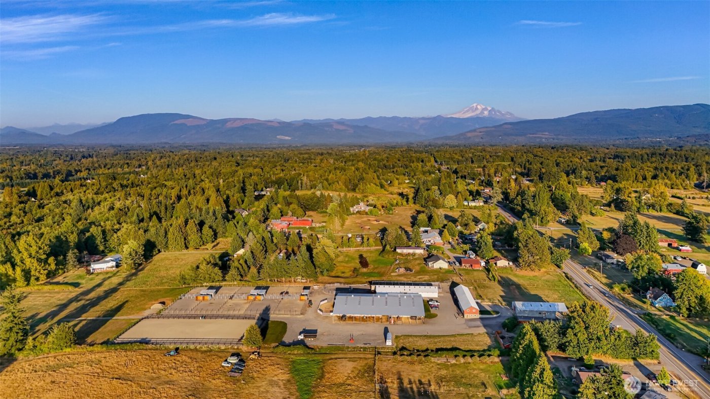 504 E Smith Road , Bellingham, WA 98226