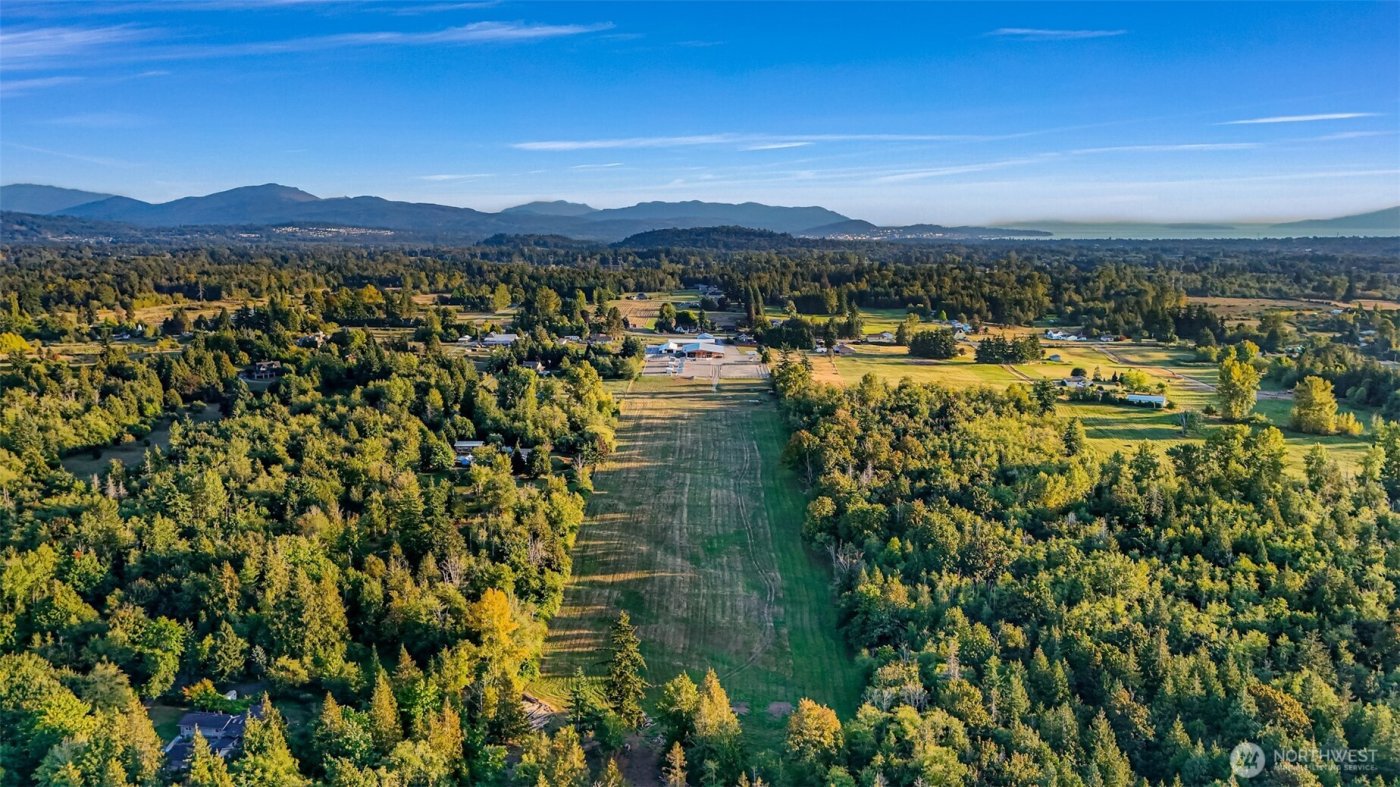 504 E Smith Road , Bellingham, WA 98226