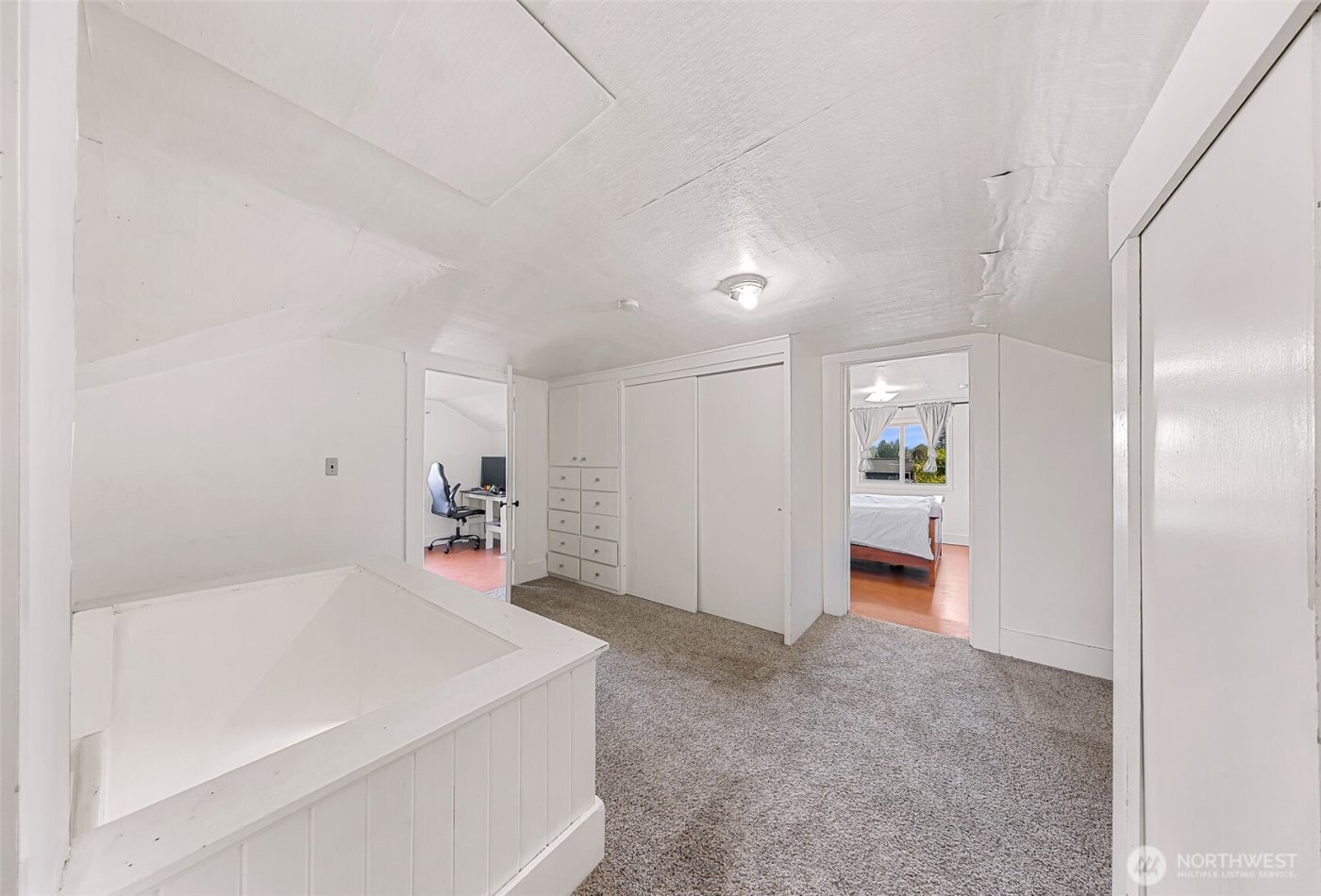 504 E Smith Road , Bellingham, WA 98226