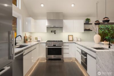 11715 NE 105th Lane , Kirkland, WA 98033-5039 - Photo 14