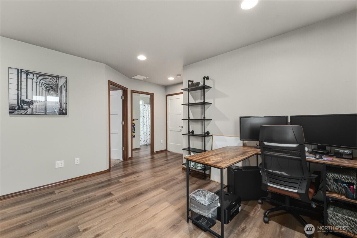 2479 3RD Street SE, East Wenatchee, WA 98802