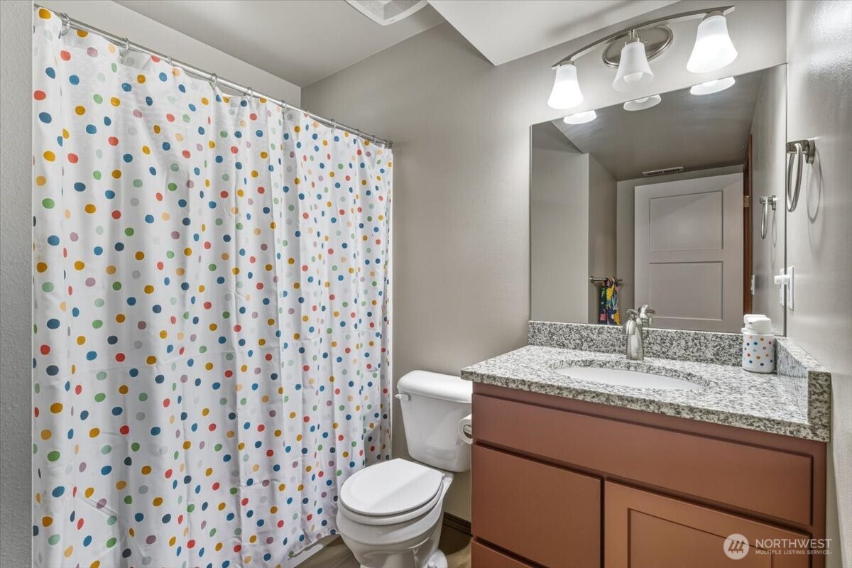 2479 3RD Street SE, East Wenatchee, WA 98802