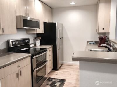 16101 Bothell Everett Hwy #B202, Mill Creek, WA 98012 - Photo 10