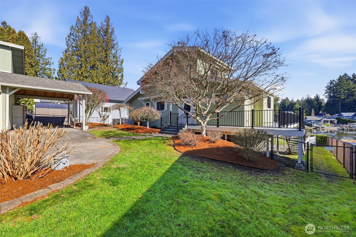 5322 S Island Drive E, Bonney Lake, WA 98391