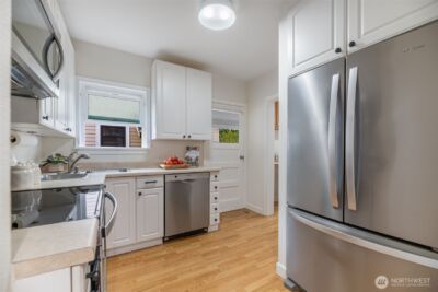 1046 NE 97th Street , Seattle, WA 98115 - Photo 7