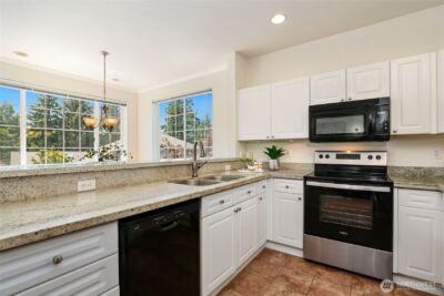 18606 NE 57th Street , Redmond, WA 98052 - Photo 10
