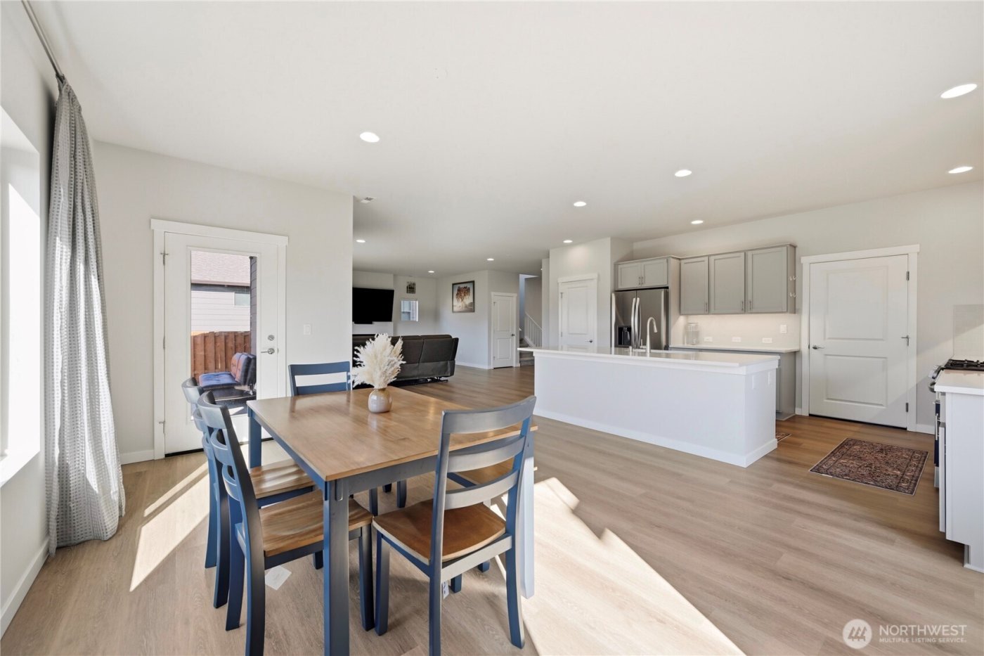 267 Hovey Street , Buckley, WA 98321