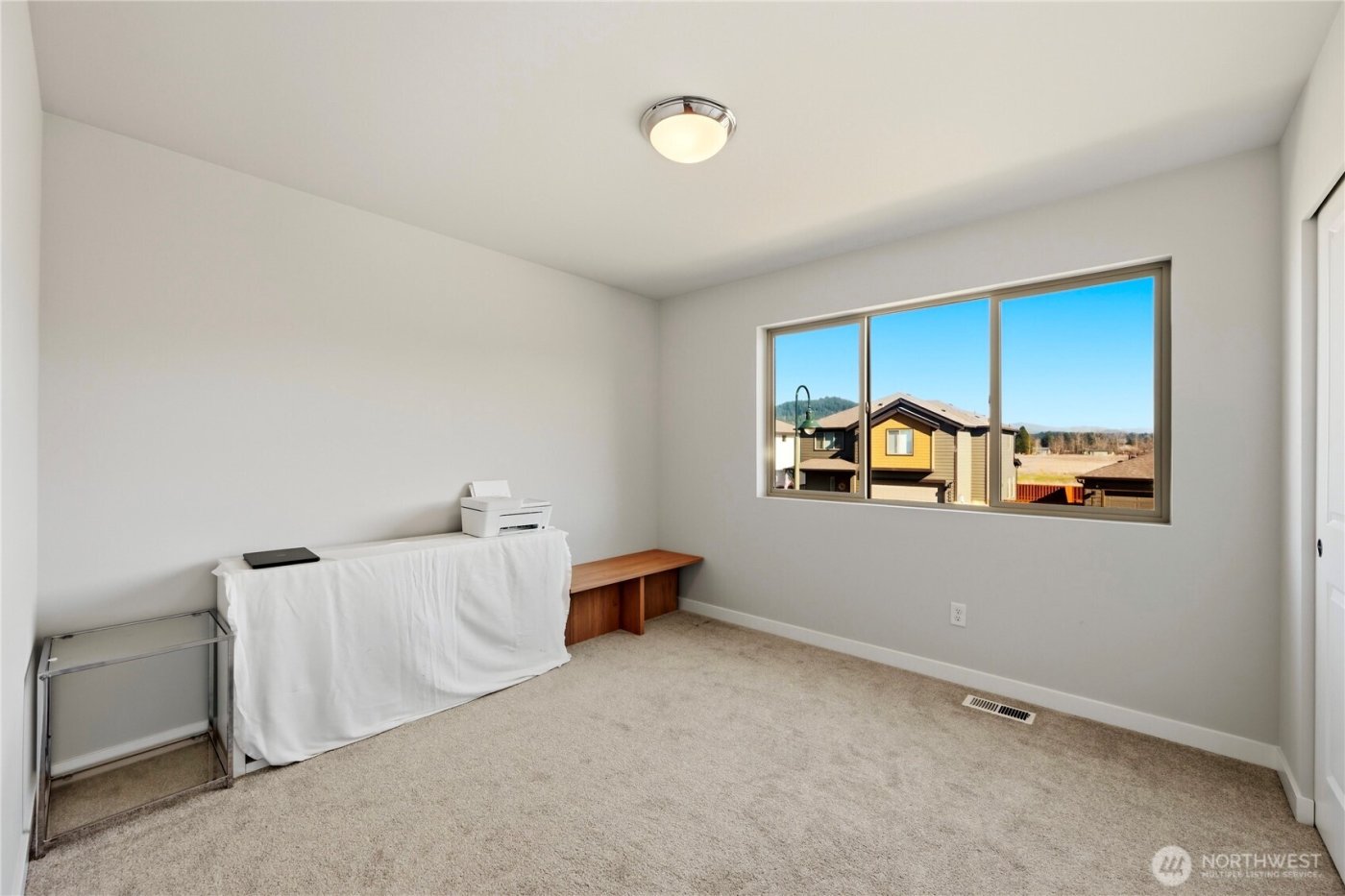 267 Hovey Street , Buckley, WA 98321