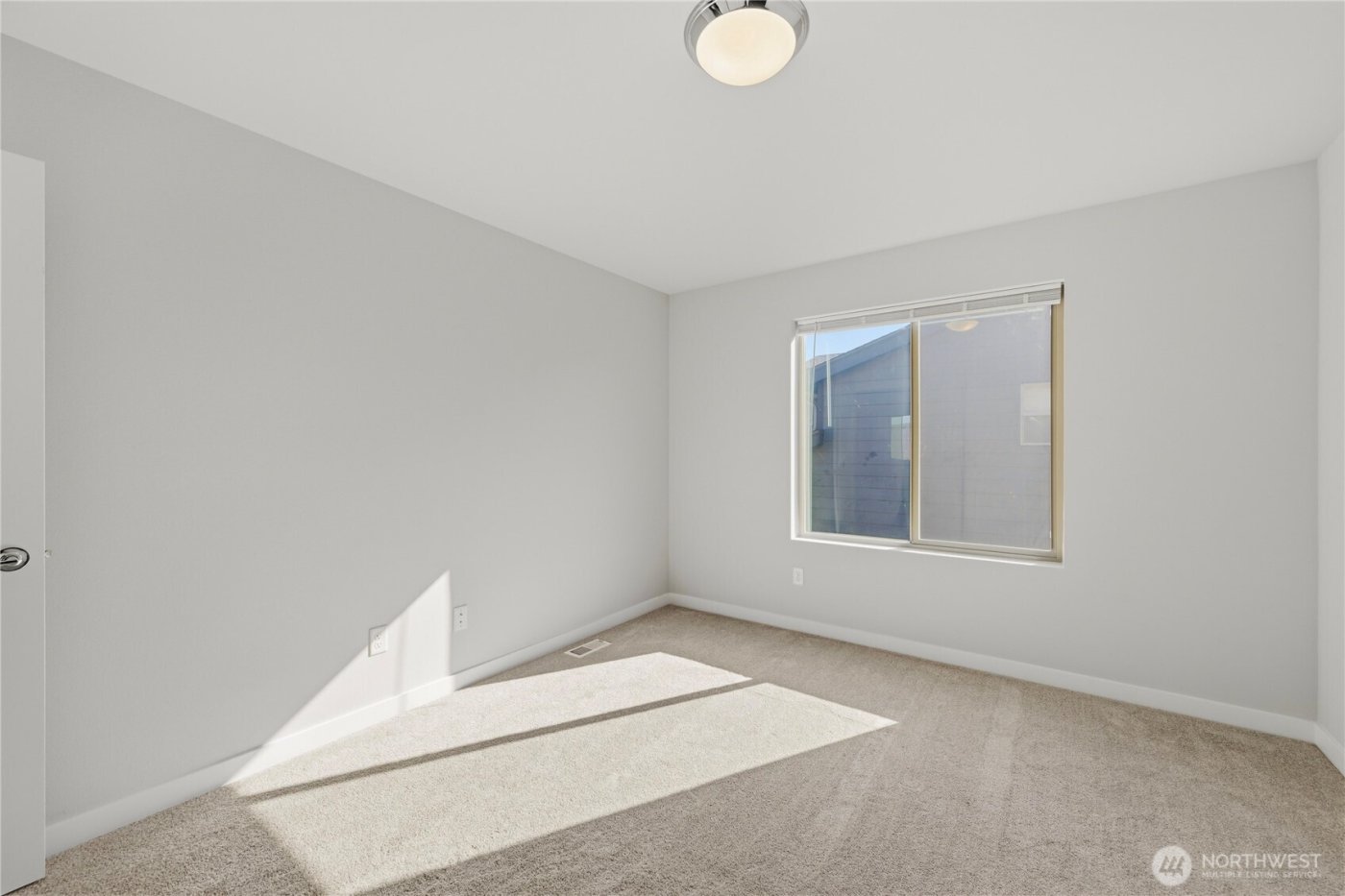 267 Hovey Street , Buckley, WA 98321