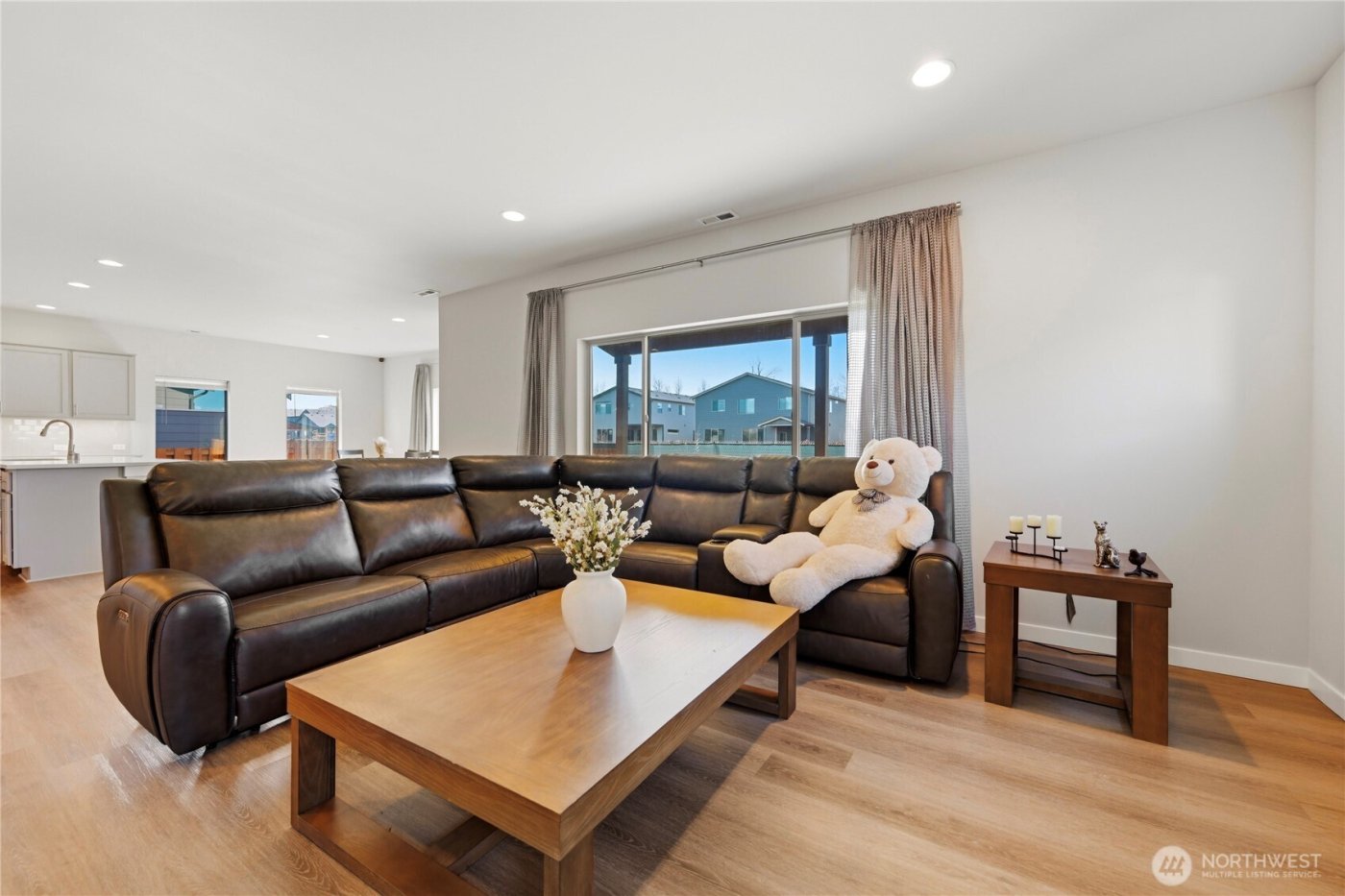 267 Hovey Street , Buckley, WA 98321