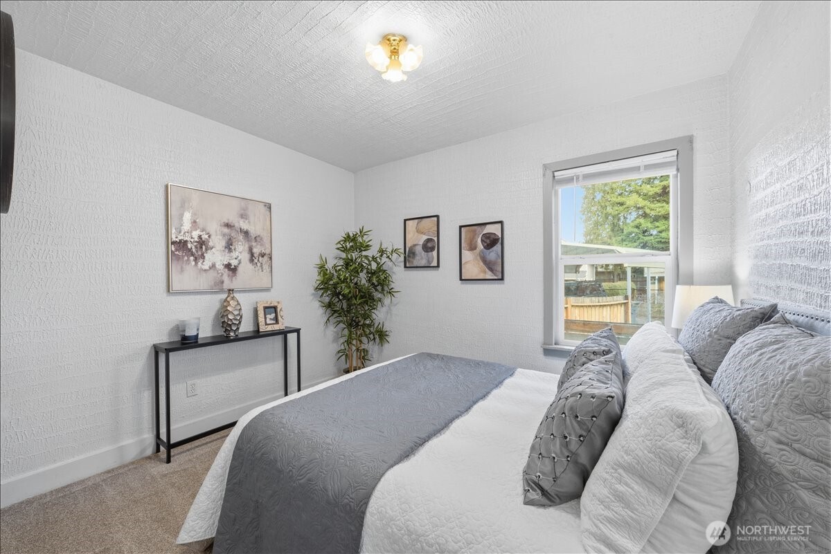 203 17th Street NW, Puyallup, WA 98371