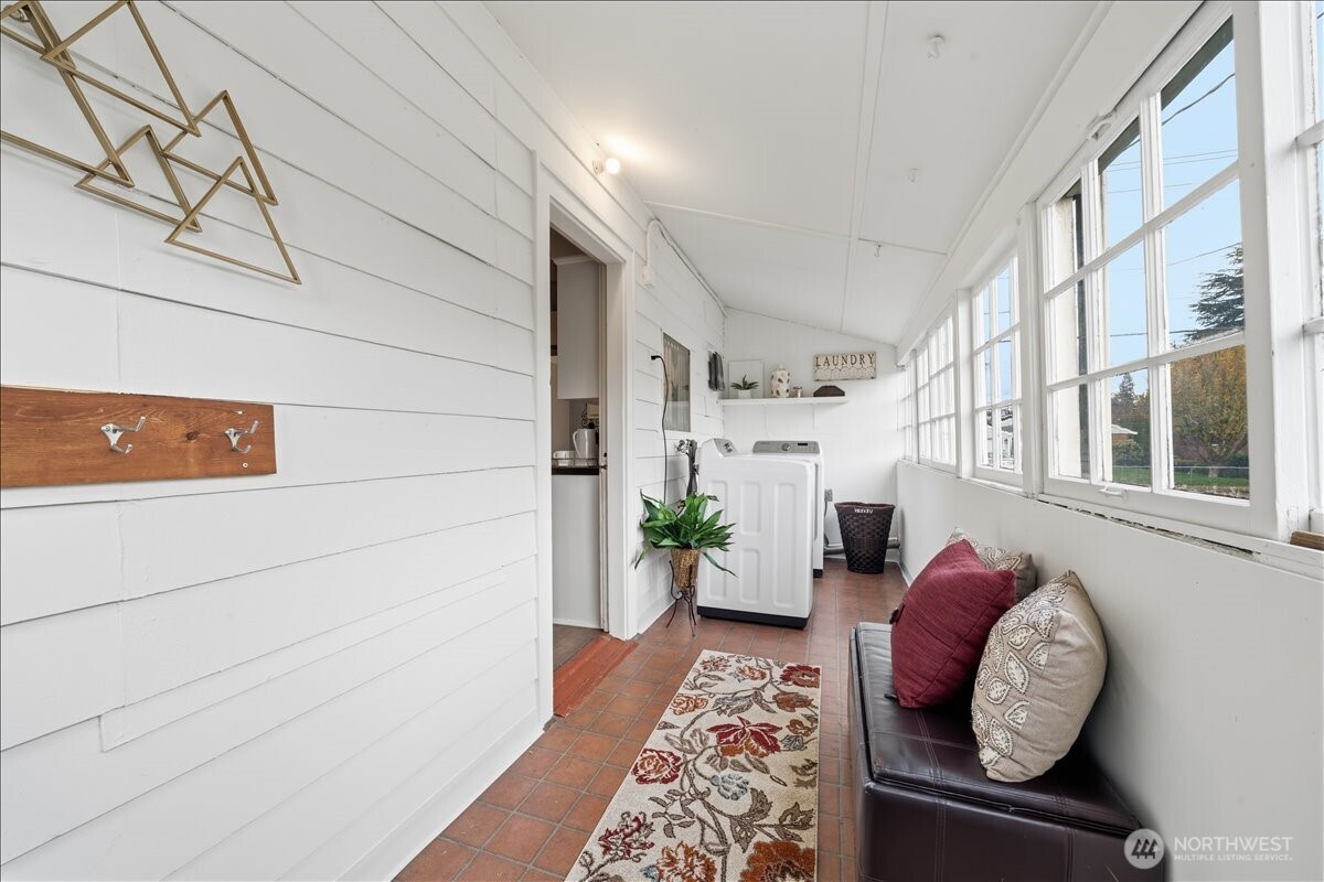 203 17th Street NW, Puyallup, WA 98371