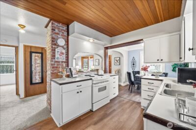 203 17th Street NW, Puyallup, WA 98371 - Photo 10