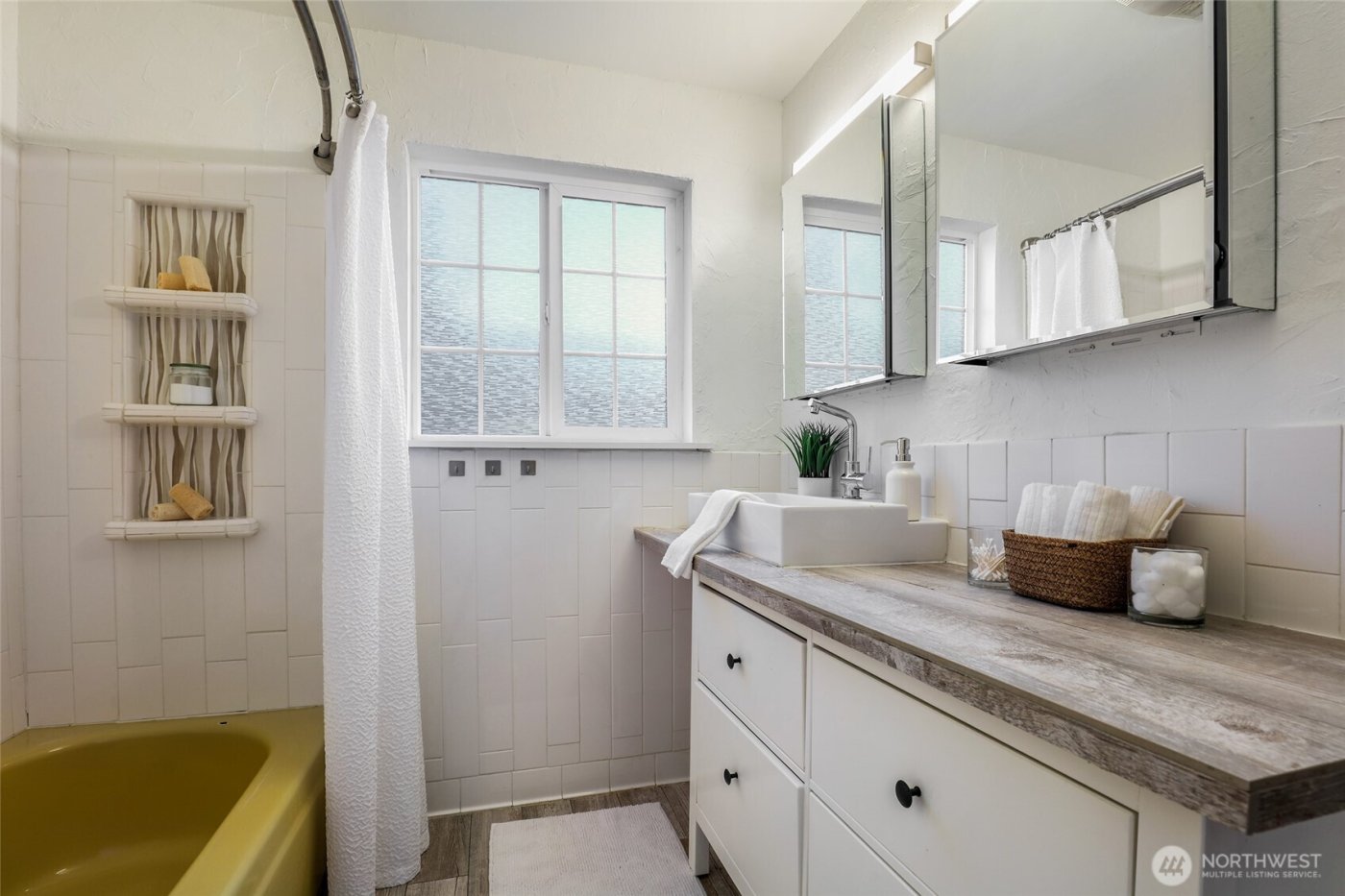 20324 8th Avenue NW, Shoreline, WA 98177