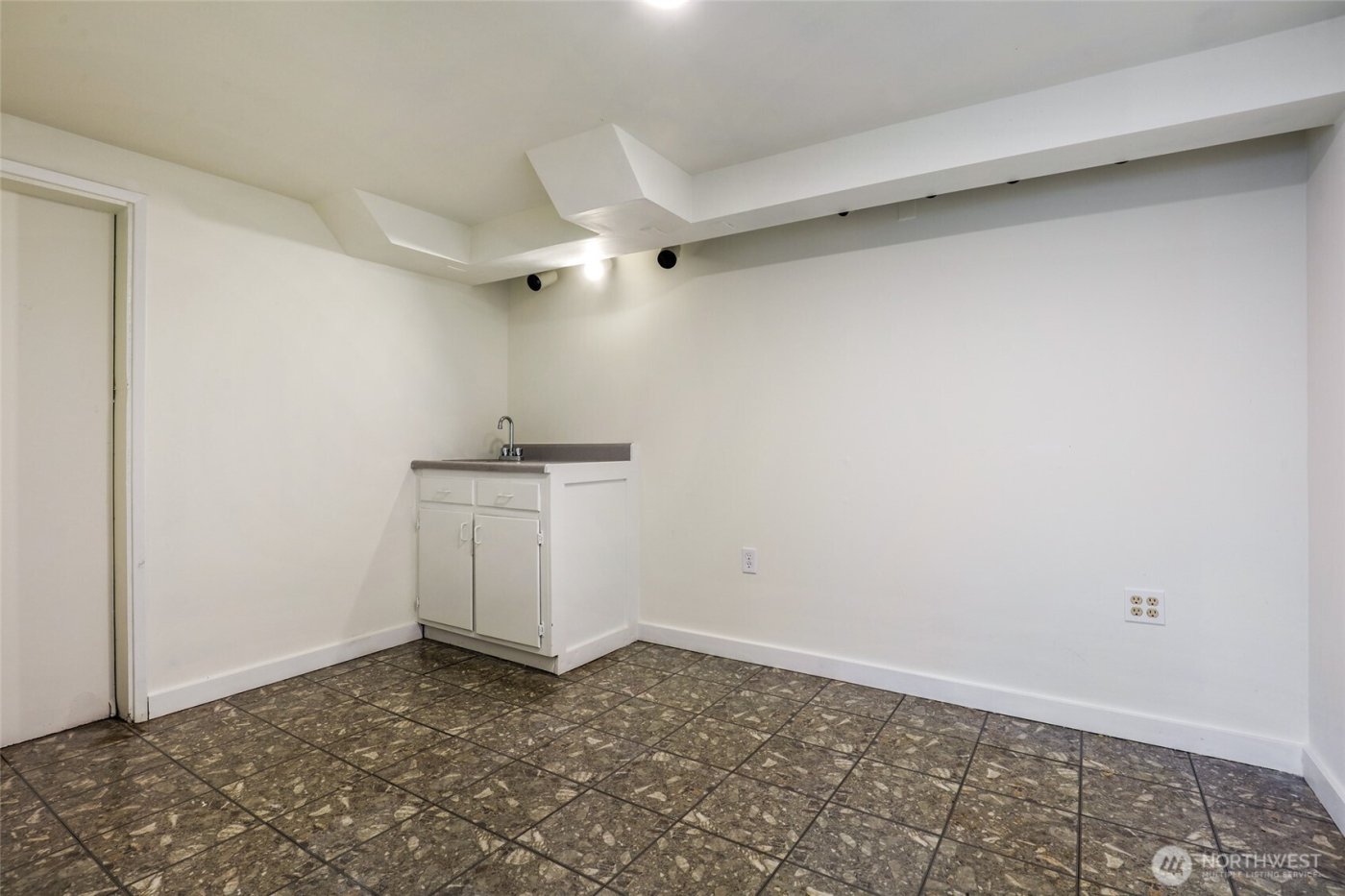 20324 8th Avenue NW, Shoreline, WA 98177