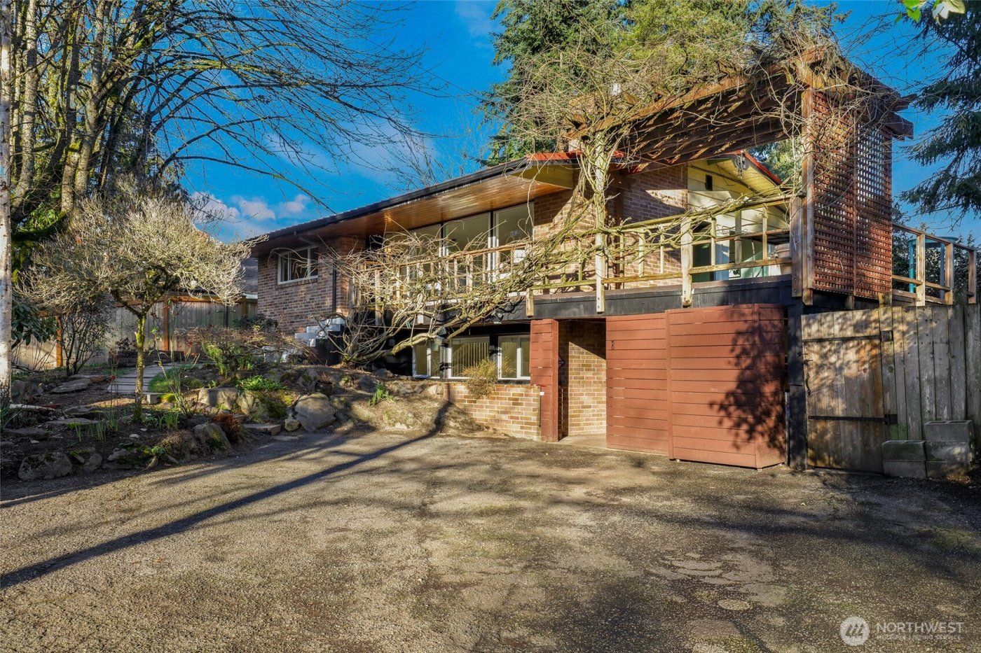 20324 8th Avenue NW, Shoreline, WA 98177