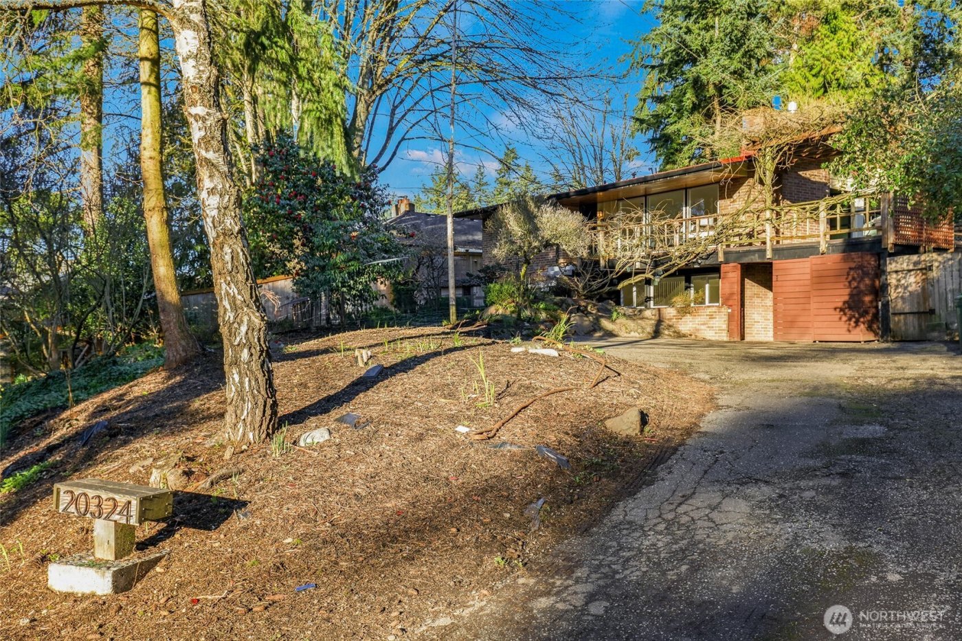 20324 8th Avenue NW, Shoreline, WA 98177