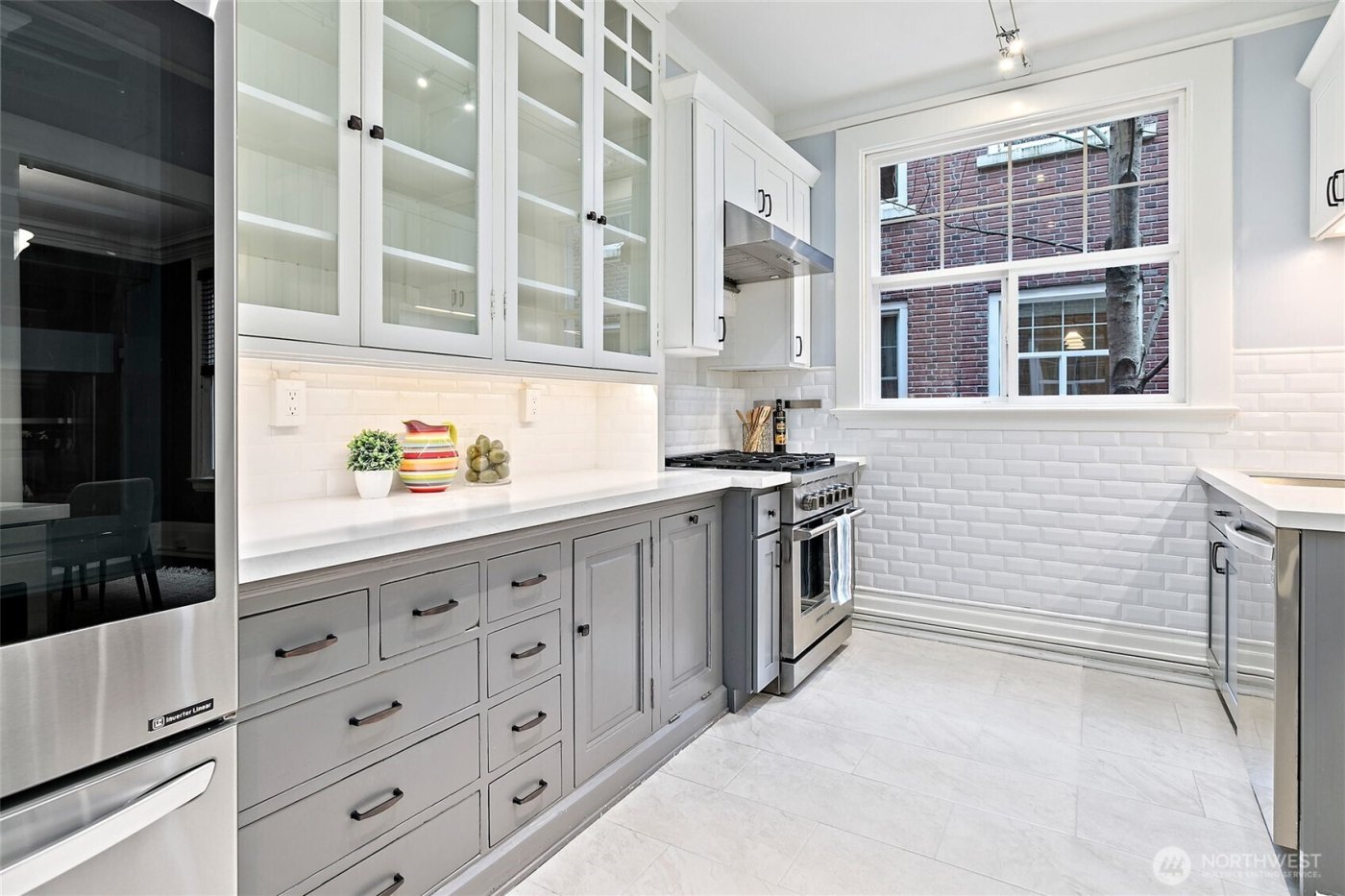 615 Boren Avenue #27, Seattle, WA 98104