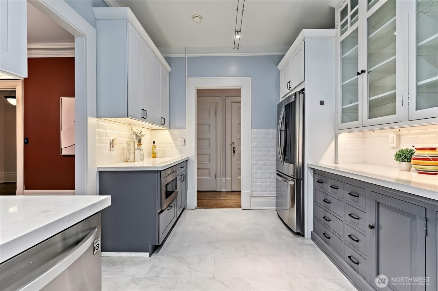 615 Boren Avenue #27, Seattle, WA 98104