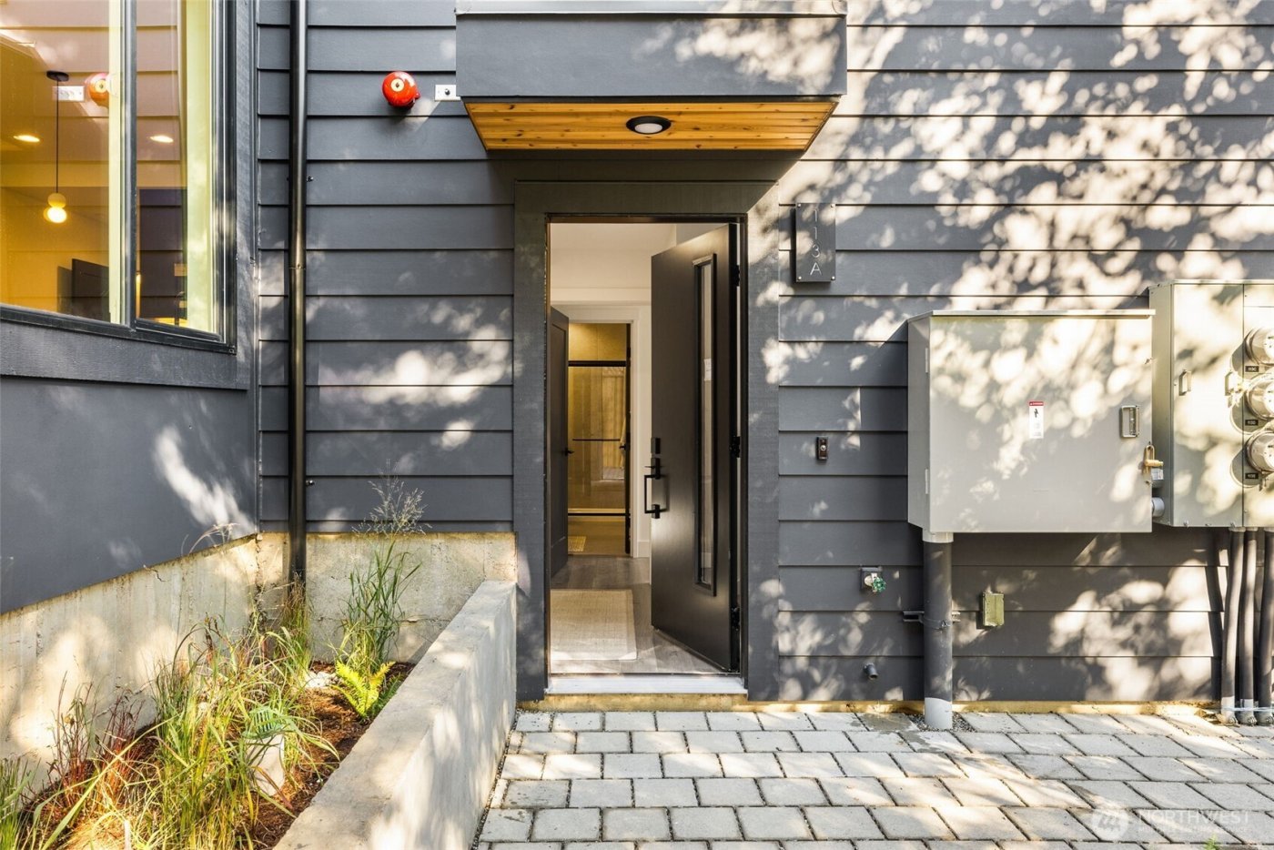 113 24th Avenue E #A, Seattle, WA 98112