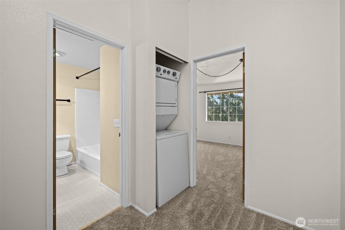 8512 242nd Street SW #3, Edmonds, WA 98026