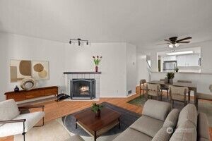 8512 242nd Street SW #3, Edmonds, WA 98026