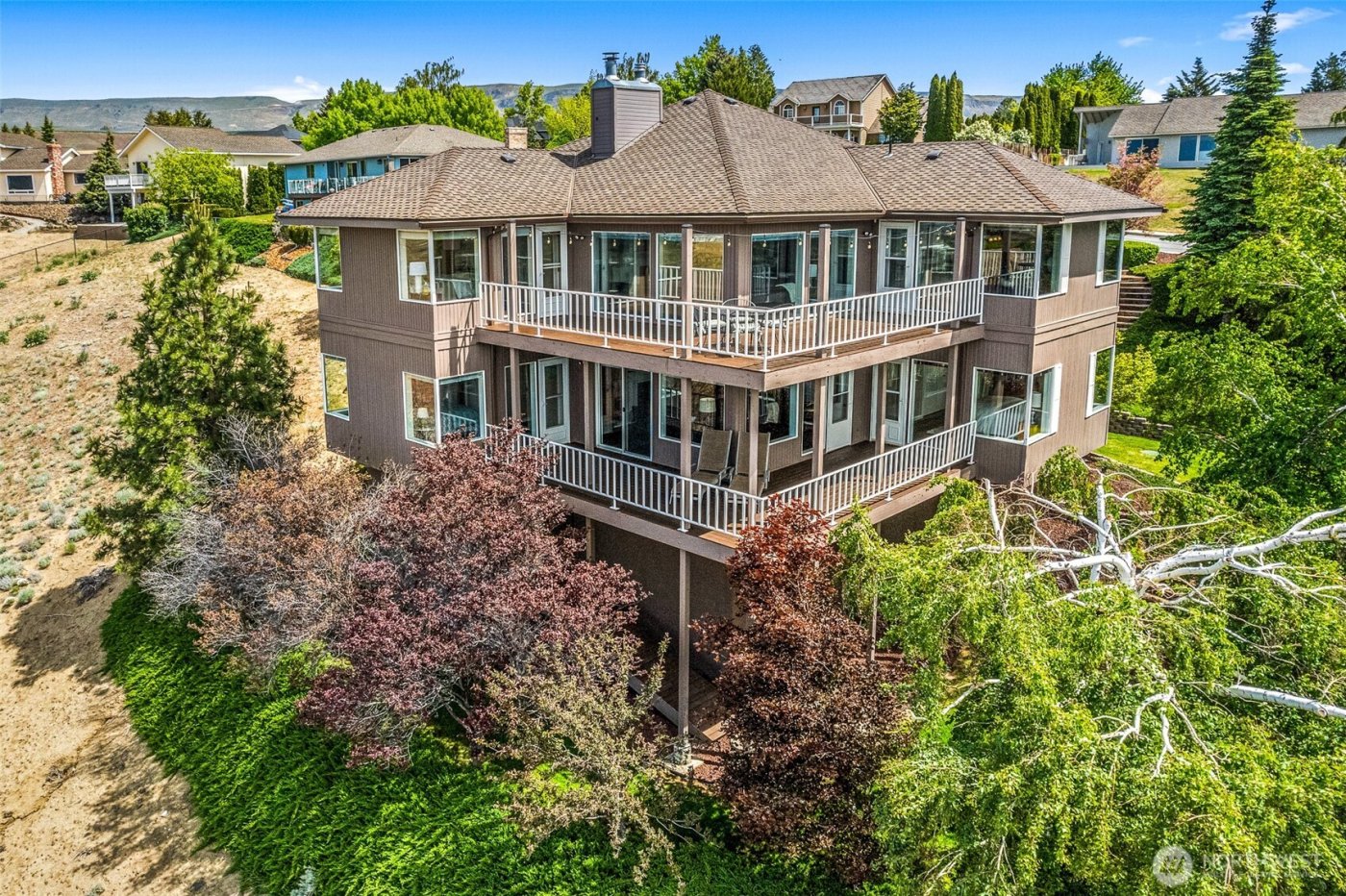 2336 Grand Avenue , East Wenatchee, WA 98802