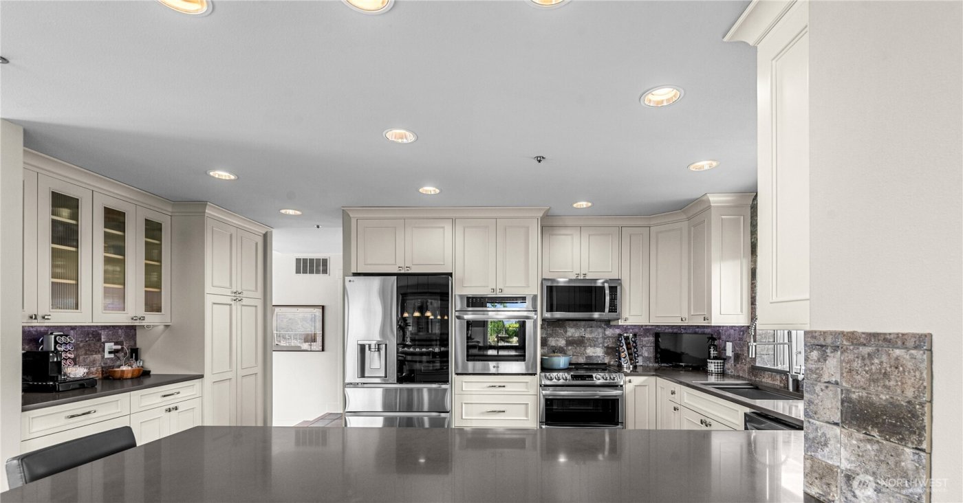 2336 Grand Avenue , East Wenatchee, WA 98802