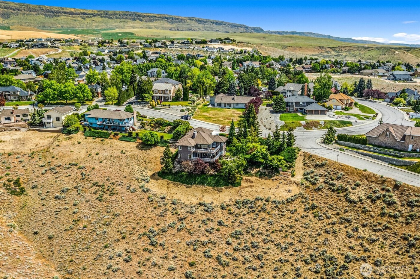 2336 Grand Avenue , East Wenatchee, WA 98802