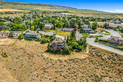 2336 Grand Avenue , East Wenatchee, WA 98802 - Photo 2