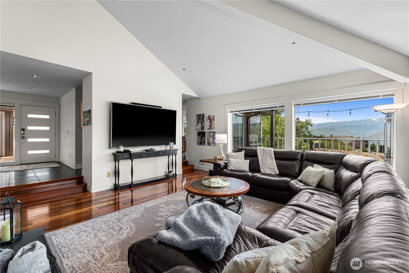 2336 Grand Avenue , East Wenatchee, WA 98802