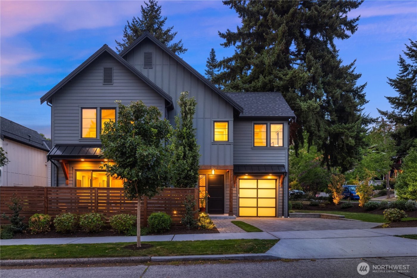 2512 NE 68th Street , Seattle, WA 98115