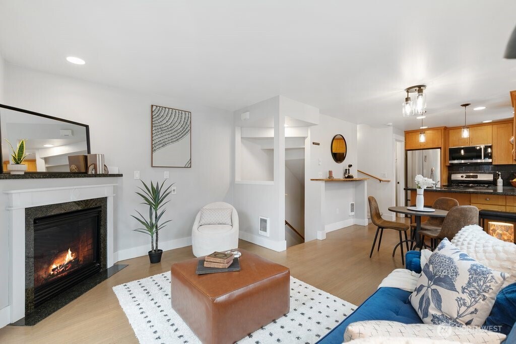 4735 Delridge Way SW #A, Seattle, WA 98106