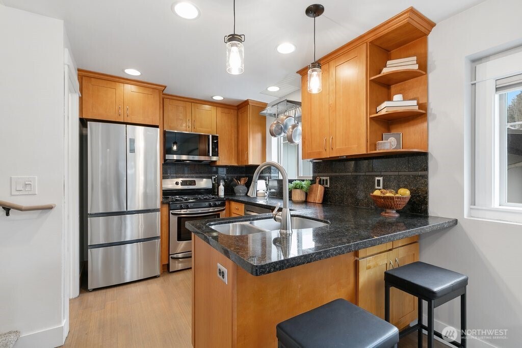 4735 Delridge Way SW #A, Seattle, WA 98106