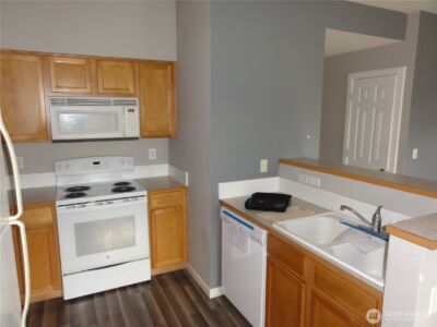 10008 186th Street E #102, Puyallup, WA 98375 - Photo 4