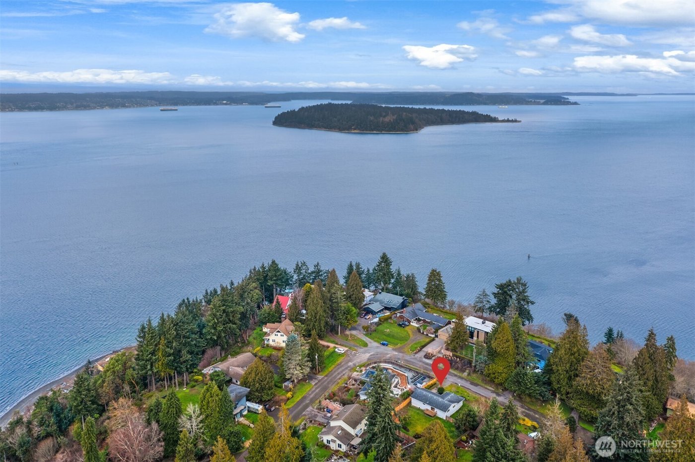 10743 SW Cowan Road , Vashon, WA 98070