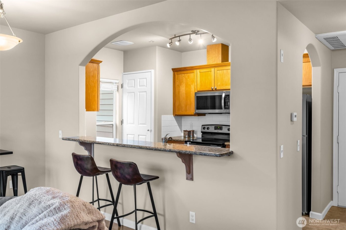 2420 Grand Avenue #301, Everett, WA 98201